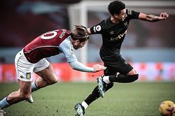 Xem tình huống Lingard khiến Jack Grealish trở nên ngớ ngẩn