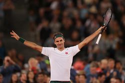 Federer phủ nhận giải nghệ, muốn vô địch giải lớn