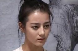 Nhan sắc Địch Lệ Nhiệt Ba khi trượt casting phim 10 năm trước bỗng hot lại: Ngũ quan và thần thái có như bây giờ?