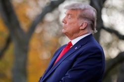 Ông Trump từ chối xuất hiện trong phiên tòa luận tội sắp tới?