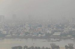 Sáng nay sương mù đặc quánh bao phủ TP.HCM