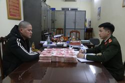 Phá thành công chuyên án vận chuyển tiền tệ qua biên giới