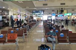 Sân bay Nội Bài vắng khách ngày cận Tết