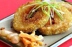 Cách rán bánh chưng ngon giòn, không ngấy mỡ ai ăn cũng mê tít