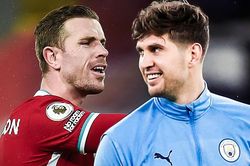 Hai bộ mặt trái ngược của hàng thủ Liverpool và Man City