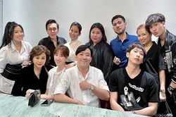 Hari Won bị nghi có bầu khi xuất hiện trong tiệc sinh nhật Trấn Thành