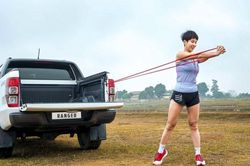 Mẹo sử dụng xe bán tải như một phòng tập Gym