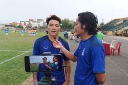 Mùa dịch, tôi làm Vlog bóng đá Việt...