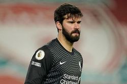Quan điểm: Liverpool đã tự loại mình khỏi cuộc đua vô địch