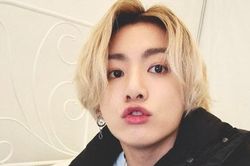 Jungkook BTS 'ngang ngửa' 2 tổng thống Mỹ chỉ với 2 bài viết