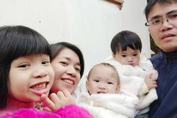 Tết tiết kiệm của vợ chồng trẻ
