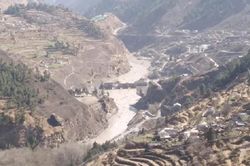 Vỡ sông băng Himalaya: 7 người chết, 170 người mất tích