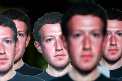 'Không ai khuyên can Mark Zuckerberg'