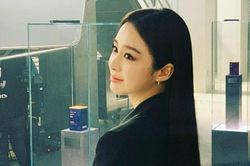 Kim Tae Hee trẻ trung ở tuổi 41