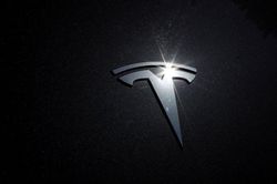 Tesla dự kiến chấp nhận Bitcoin như hình thức thanh toán trong tương lai