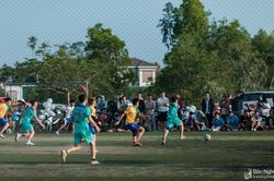 Ngày Tết về làng xem giải League 'tổ liên gia'