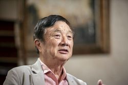 CEO Huawei 'thề' sẽ không bán mảng smartphone