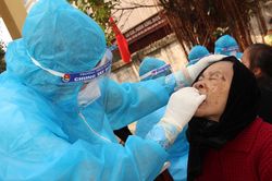 Thêm 16 ca mắc COVID-19 mới: 13 ca lây nhiễm cộng đồng