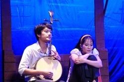 Sân khấu phía Nam mùa dịch Covid-19: 'Còn sống còn cựa quậy'