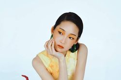Juky San hóa nàng thơ tao nhã, đẹp thoát tục mơ màng giữa tiết Xuân
