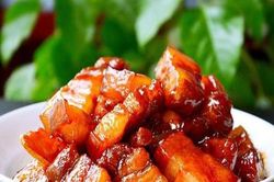 Cách làm món thịt om bia đậm vị, thơm siêu ngon