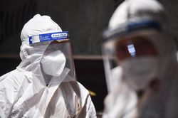 Mẹ của nhân viên bốc xếp sân bay Tân Sơn Nhất dương tính với nCoV