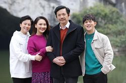 Dàn sao 'Về nhà đi con' hành hương 'Về chốn bồng lai'