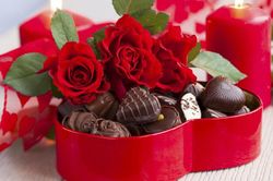 Chinh phục bạn gái bằng những món quà Valentine ngọt ngào