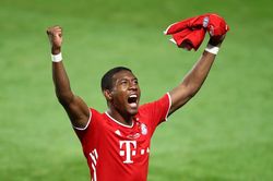 Alaba hét lương 22 triệu euro, MU bỏ cuộc