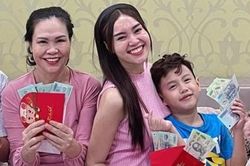 Lan Ngọc, Angela Phương Trinh quây quần bên gia đình ngày Tết