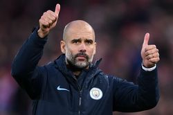 Pep thừa nhận Man City thành công nhờ chi nhiều tiền