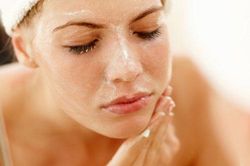 Công thức tẩy da chết cực đơn giản bạn phải biết