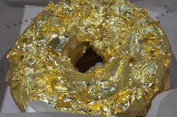 Bánh dát vàng 24K ở Thái Lan mỗi ngày chỉ bán 10 chiếc