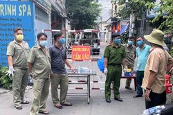 Thêm 2 ca nghi nhiễm, thành phố Hồ Chí Minh khẩn trương tầm soát Covid-19 diện rộng