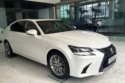 Giá xe ô tô Lexus tháng 2/2021: Thấp nhất 2,54 tỷ đồng