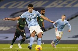 Guardiola thừa nhận Man City thiếu người đá 11m
