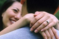 'Cứ lấy vợ đi rồi sẽ sáng mắt ra'