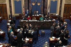 Lãnh đạo phe Dân chủ phản ứng trước việc tha bổng ông Trump