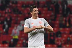 Top 10 chân sút xuất sắc nhất châu Âu mùa giải 2020-2021: Lewandowski bỏ xa Ronaldo, Messi