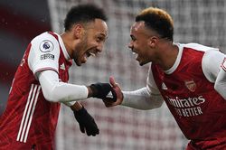 Arsenal 4-2 Leeds: Aubameyang lập hattrick, Arsenal thắng dễ trên sân nhà