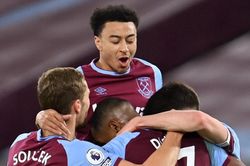 West Ham đẩy Liverpool xuống thứ 6 tại Premier League