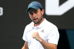 Tay vợt người Nga làm nên lịch sử tại Australian Open