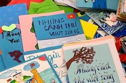 Những cánh thư vượt sóng
