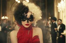 Hình ảnh Emma Stone trong trailer bộ phim 'Cruella'
