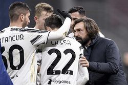 Trực tiếp Porto vs Juventus (03h00 ngày 18/2): Vòng quay của Pirlo