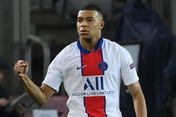 Hủy diệt Barca, Mbappe làm nóng tương lai giữa tin đồn đến Real