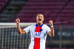 Chỉ 4 CLB đủ khả năng mua Mbappe