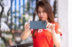 iPhone đầu năm: Sức mua tăng cao, giá bán tiếp tục giảm