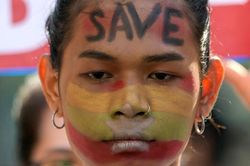Myanmar: 6 ca sĩ, diễn viên bị truy nã vì khuyến khích phản đối đảo chính