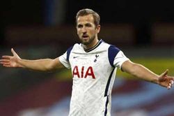Tottenham đặt giá kỷ lục nước Anh cho Harry Kane